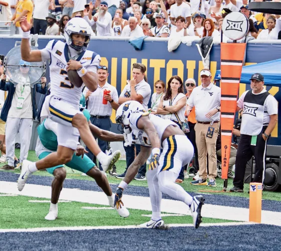 WVU fends off late surge from Coastal Carolina
